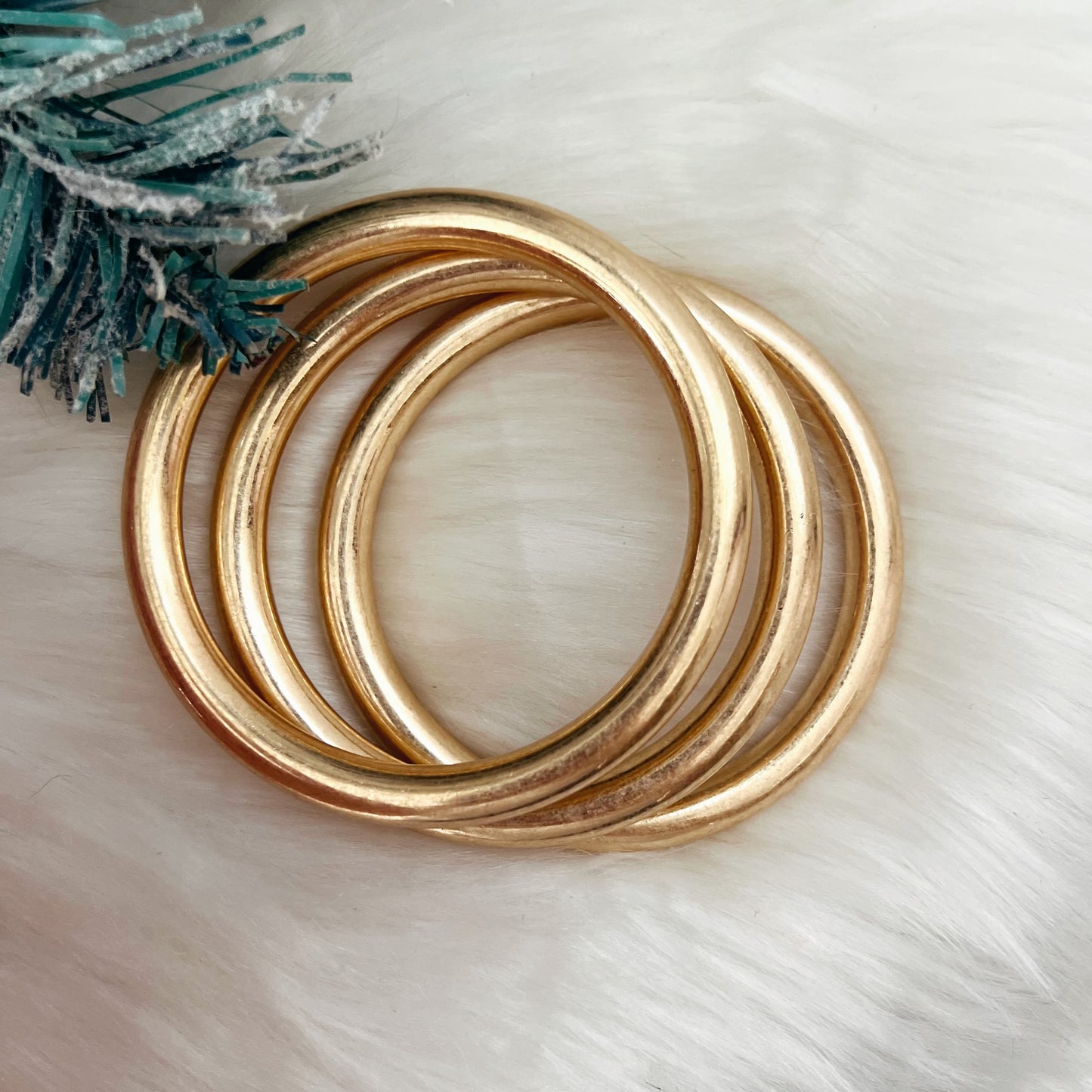 Antique Acrylic Bangle (Pre- Order Two Tone Available Dic 6)