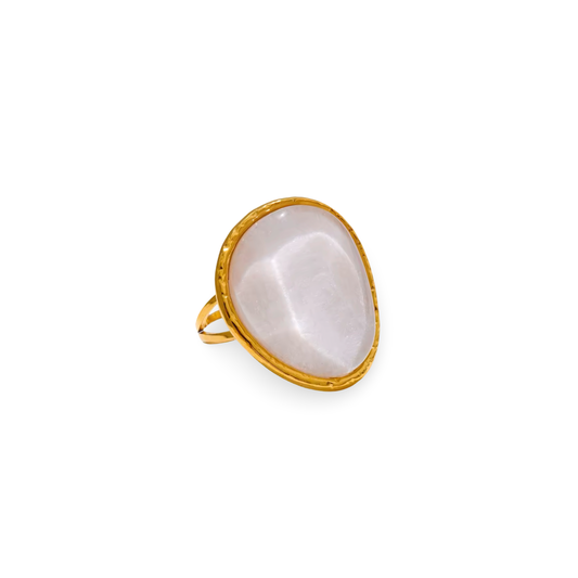 Lucia Ring