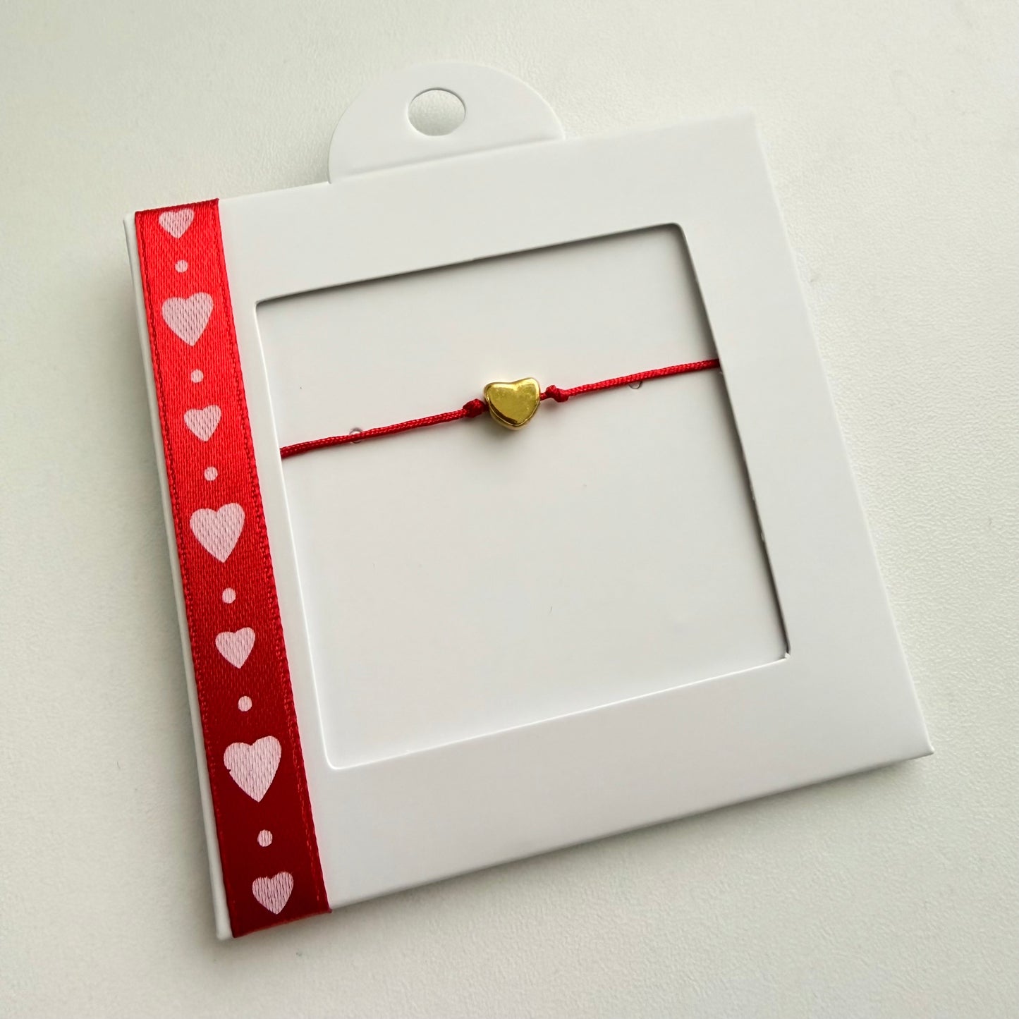 Hilo Rojo Amistad y Amor