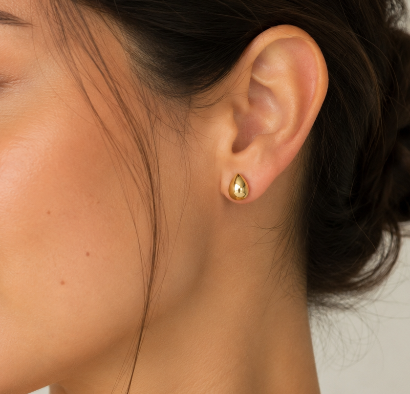 Mini Drop Gold Stud