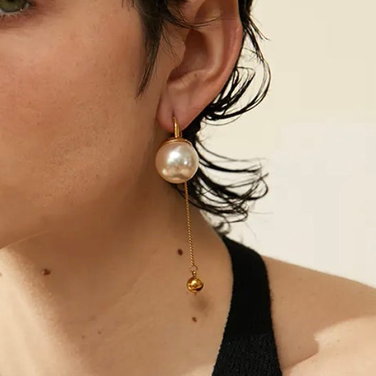 Paris pearl Earrings
