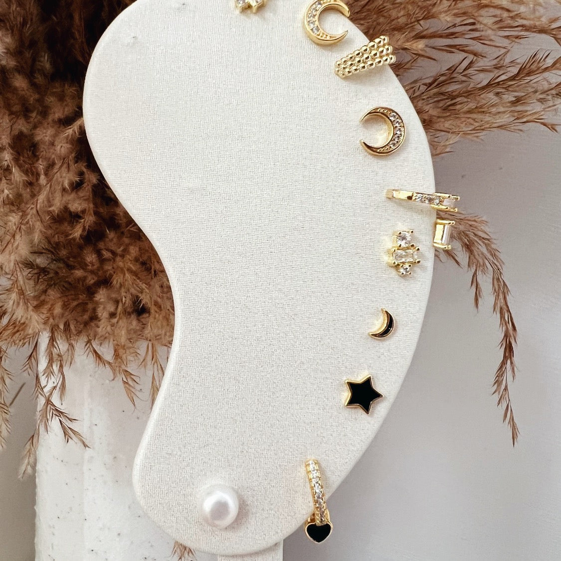 Basic Pearl Stud